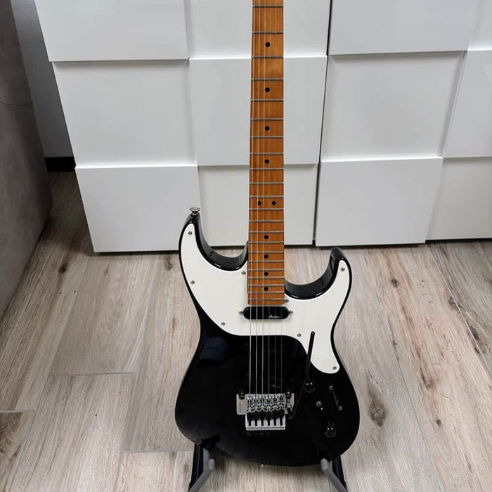 Charvel The Spectrum / Model 8 with Maple Fretboar...