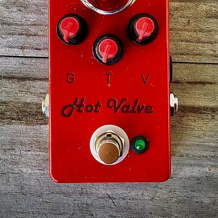 HOT VALVE Valvecaster Tube Overdrive Boost red