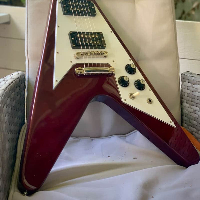 Edwards E-FV-LTD CH Flying V-Type Cherry Red