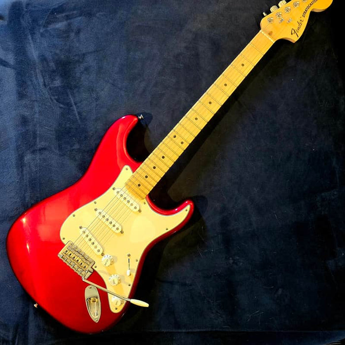 Fender American Special Stratocaster with Maple Fr...