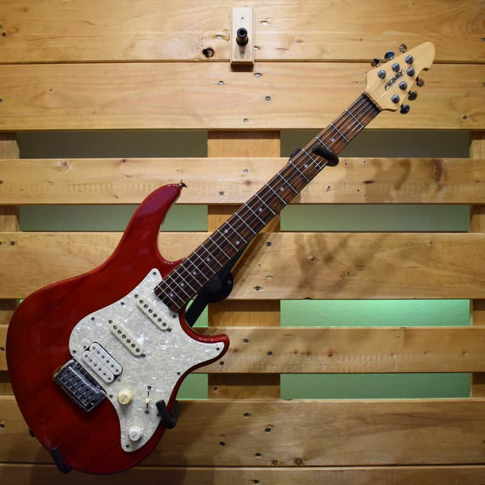 Peavey Predator Plus Red