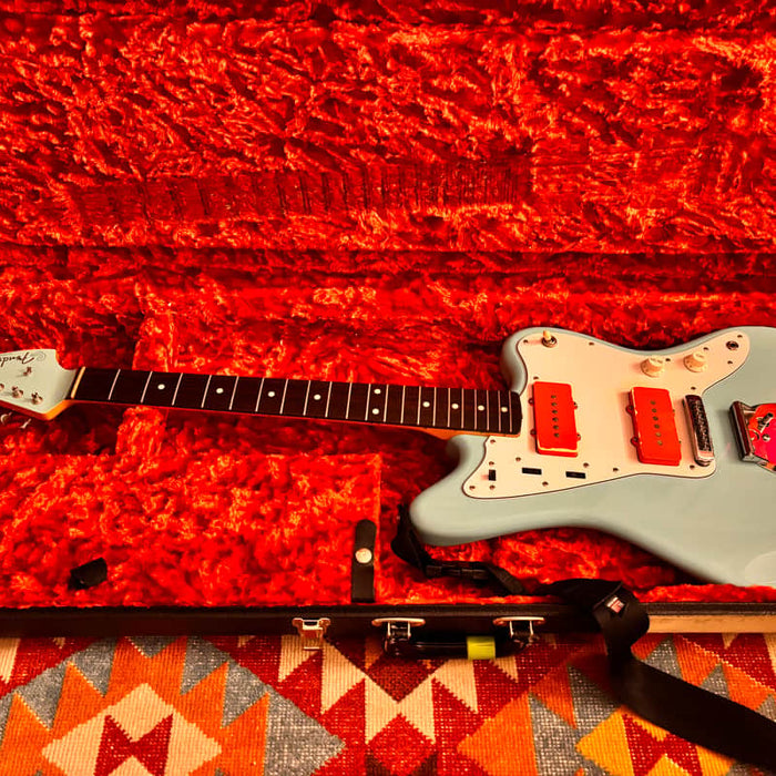 Fender Jazzmaster Daphne Blue