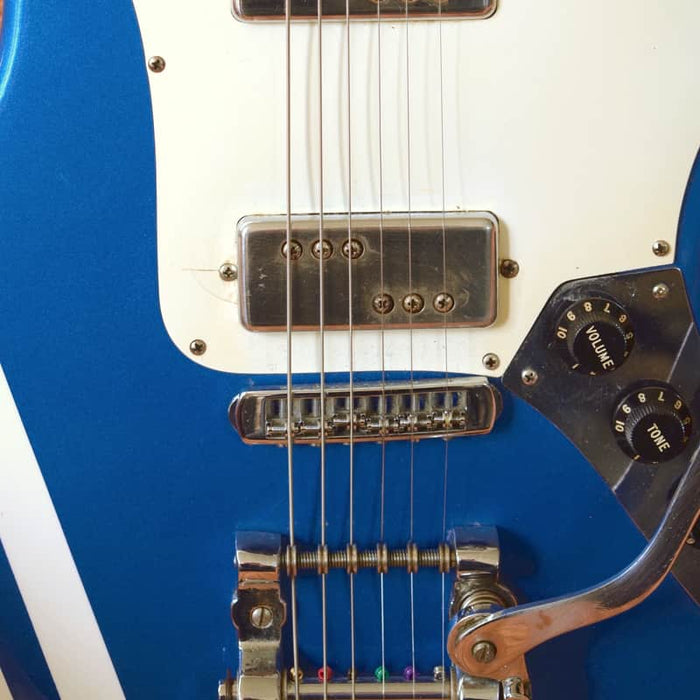 Framus Strato 6 Blue w/ Competition Stripes