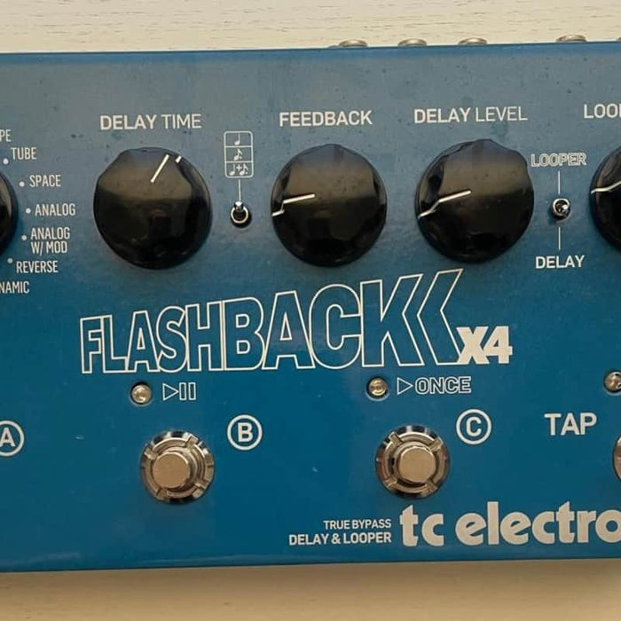 TC Electronic Flashback X4 Delay & Looper Blue