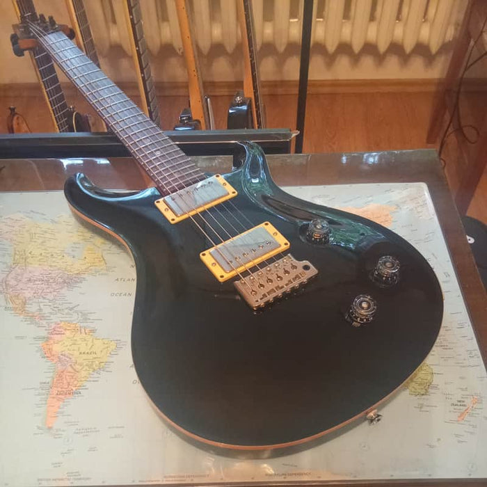 PRS CE 24 Maple Top Tremolo Black