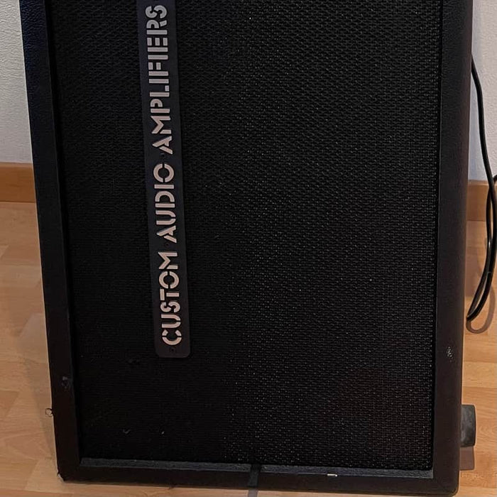 Custom Audio Amplifiers 2000er Custom Audio Amplifiers Custom Audio Amplifiers 2x12 Ca...