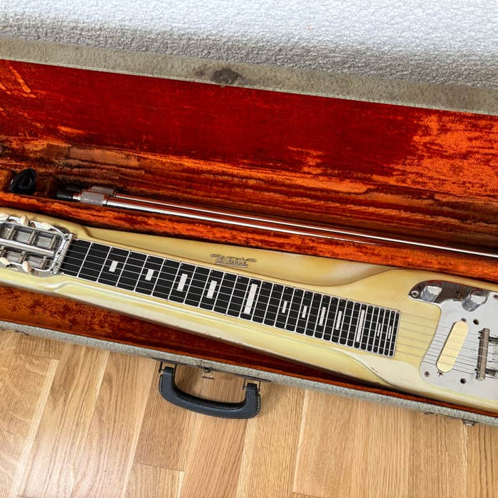 Fender White Deluxe Studio 6 Blonde