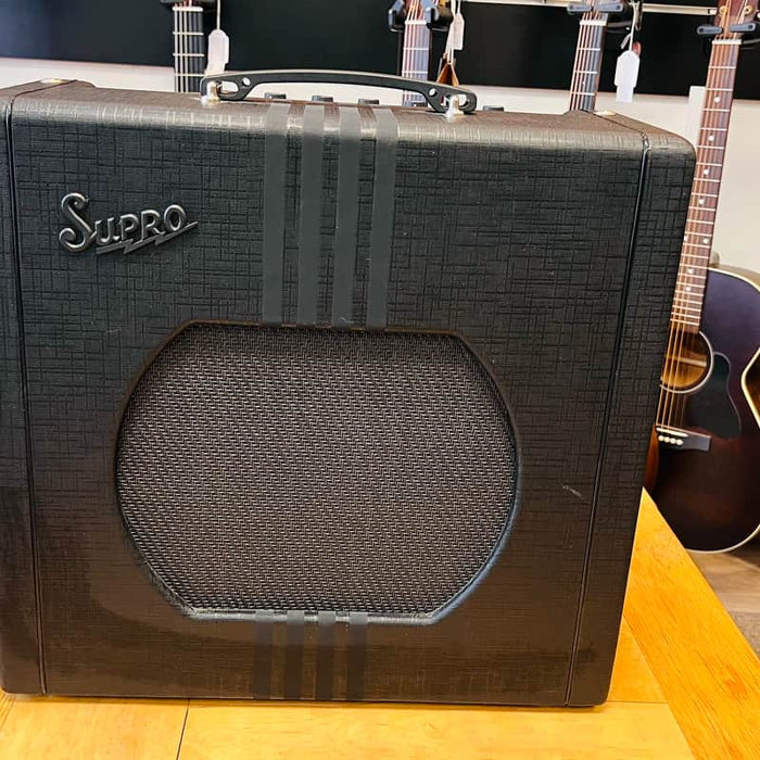 Supro 1822R Delta King 12 15-Watt 1x12