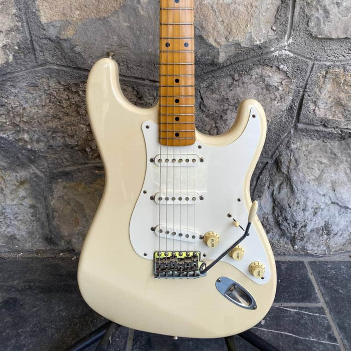 Fender Stratocaster ST-57 362 CIJ - N Serial Yellow Cream