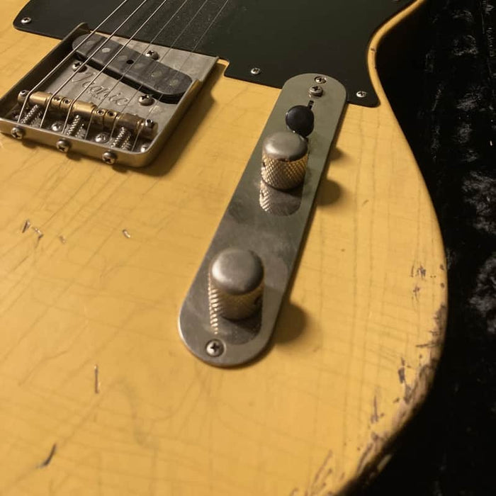 Iconic Guitars USA Tamarack Blackguard Telecaster - Super rare! Iconic Guitars USA Tamarack Blackguard Telecaster - Super...