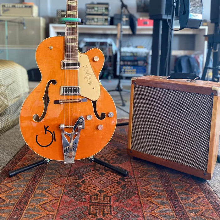 Gretsch G6120 Chet Atkins Hollow Body Orange