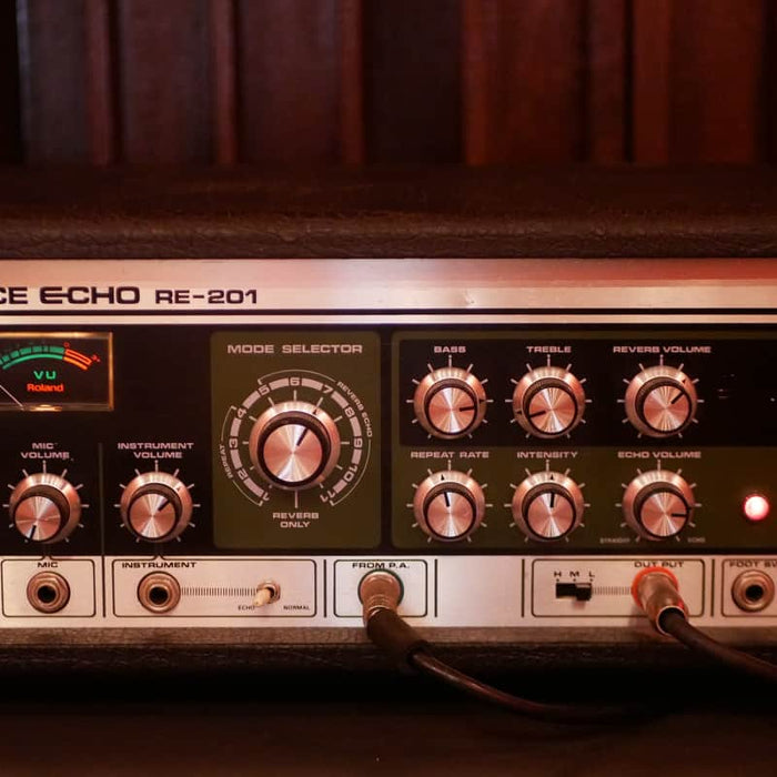 Roland RE-201 Space Echo Tape Delay / Reverb Black