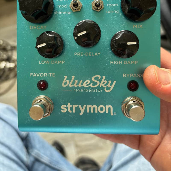 Strymon Blue Sky Reverberator V1 Blue