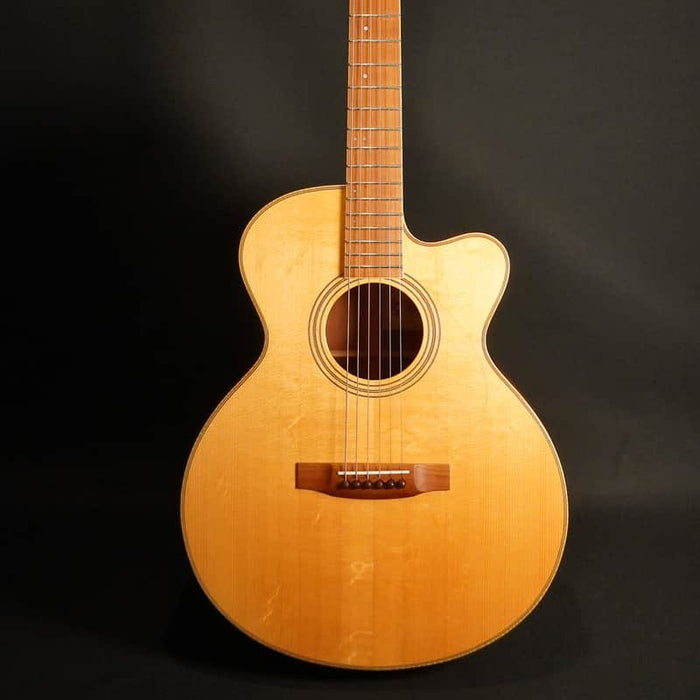 Striebel Guitars Masterbuilt RS Cutaway Spruce / Plum Dome...
