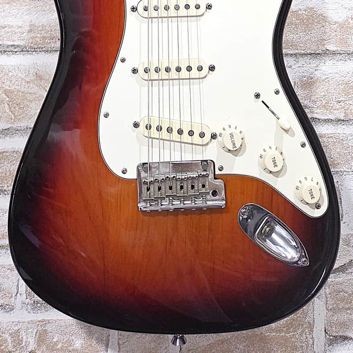 Fender American Standard Stratocaster 3-Color Sunburst