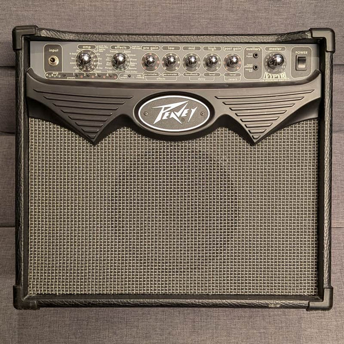 Peavey 2000s Peavey Vypyr Solid State 15-Watt 1x8