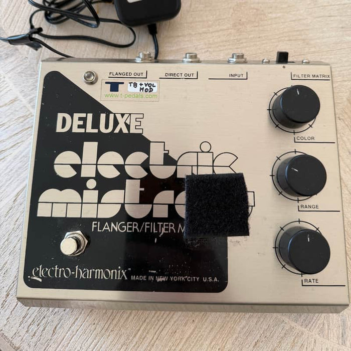 Electro-Harmonix Deluxe Electric Mistress V1 Silve...