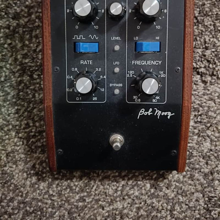Moog MF-102 Moogerfooger Ring Modulator Black