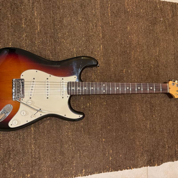 Fender American Standard Stratocaster 2-tone Sunburst