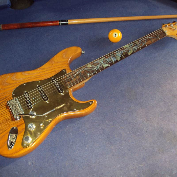 Fender Stratocaster natiural wood