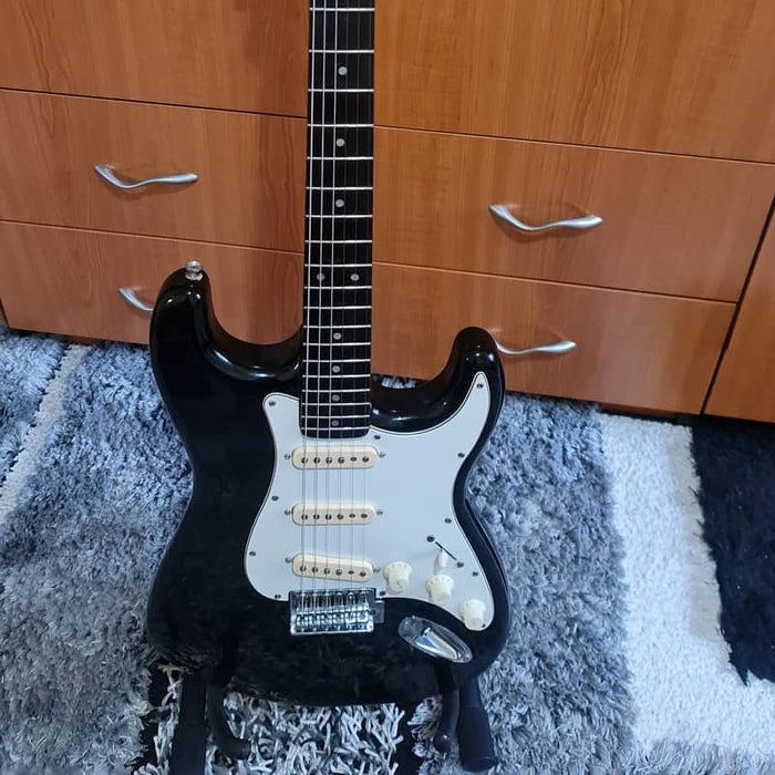 Partscaster 1980s Partscaster Strat style Black