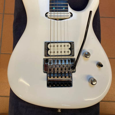 Ibanez JS2400-WH Joe Satriani Signature White