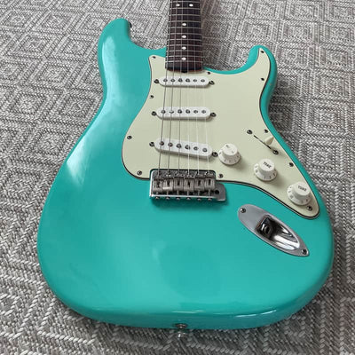 Fender Fender Stratocaster reissue 62 Seafoam green B-Stock - Offerta BSTOCK