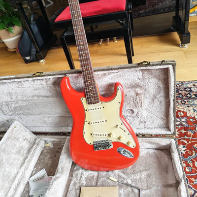 M.B. Guitars 64 S Boutique Strat Dakota Red