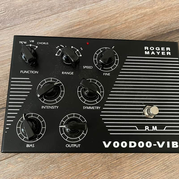 Roger Mayer 2000s Roger Mayer Voodoo Vibe Black