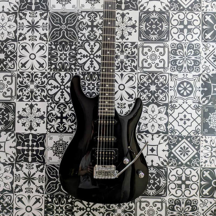 Ibanez GSA60-BKN Gio with Purpleheart Fretboard Bl...