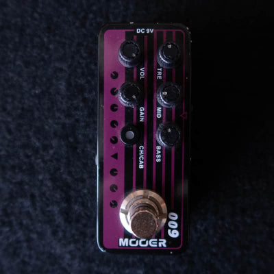 Mooer Mooer 2010s Mooer 009 Blacknight Micro Preamp Black/Red B-Stock - Offerta BSTOCK