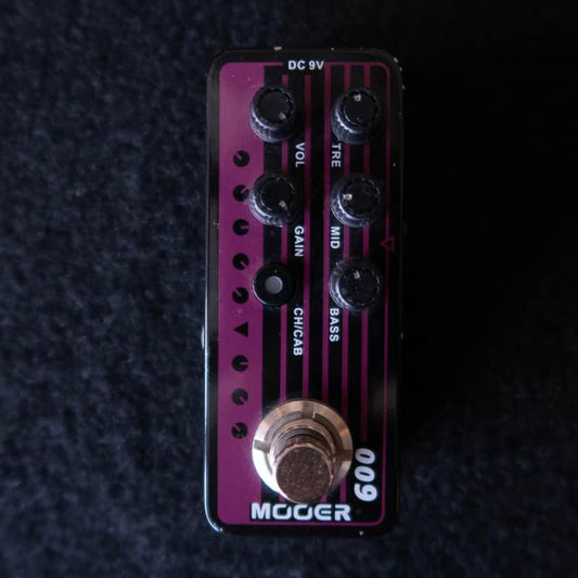 Mooer Mooer 2010s Mooer 009 Blacknight Micro Preamp Black/Red - Reverb