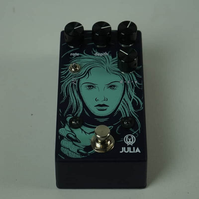 Walrus Audio Walrus Audio Julia Chorus / Vibrato V2 Purple B-Stock - Offerta BSTOCK