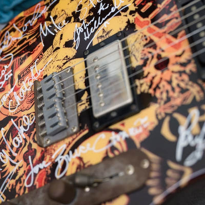 Squier 2010s Squier OBEY Collage/Propaganda Telecaster Graphic top wi...