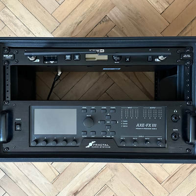 Fractal Audio Axe-FX III Mark II with FC-12 Controller Black