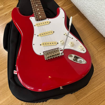 Fender ST-362V Candy Apple Red