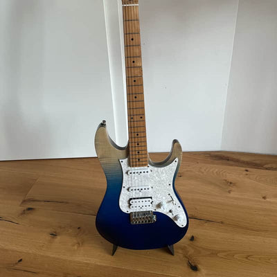 Ibanez Ibanez AZ224F-BIG Premium Blue Iceberg Gradation B-Stock - Offerta BSTOCK