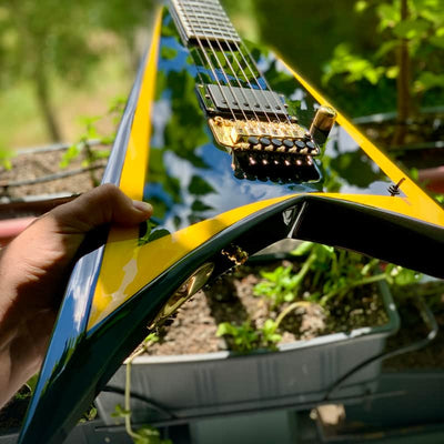 ESP ESP E-ALEXI ARROWHEAD Black with Yellow Stripe B-Stock - Offerta BSTOCK