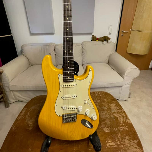 Real Guitars Real Guitars Stratocaster HT Butterscotch - Reverb