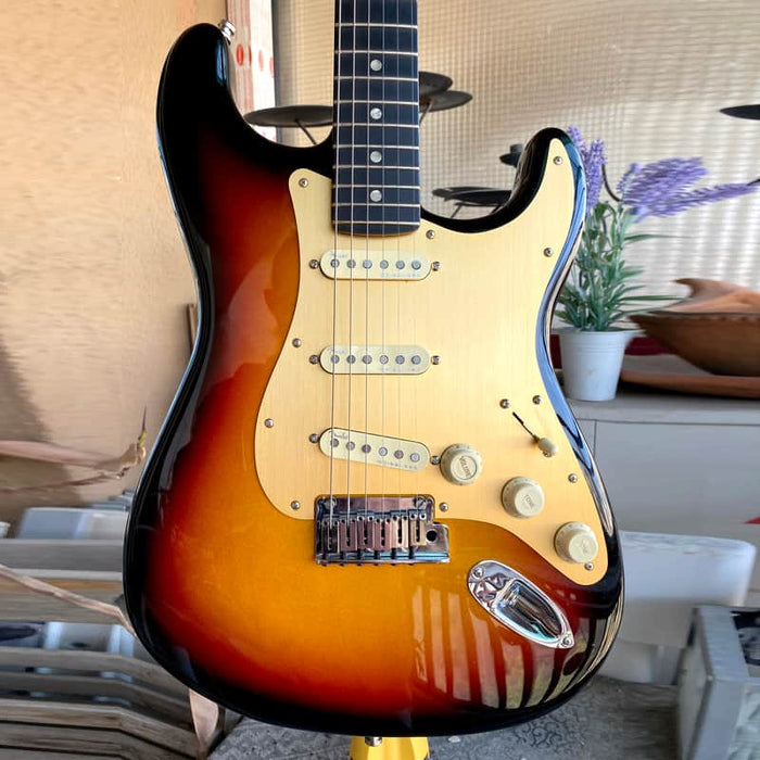 Fender Stratocaster American Ultra II Sunburst