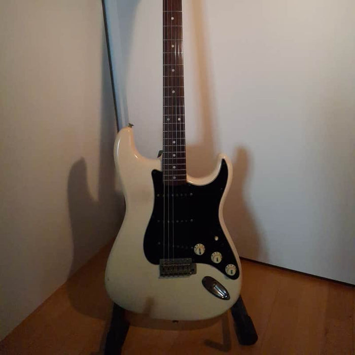 Greco SE-700 Early Sixties, made in Japan, Jan 1978 White