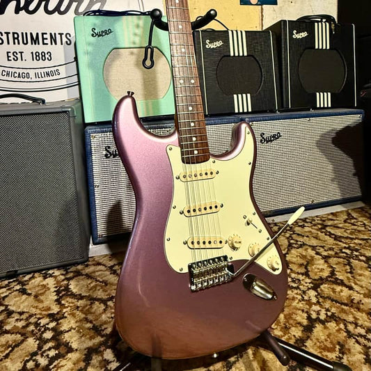 Squier Squier Classic Vibe Stratocaster '60s with Rosewoo... - Reverb