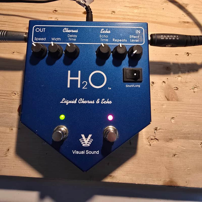 Visual Sound 2000s Visual Sound H2O V1 Blue