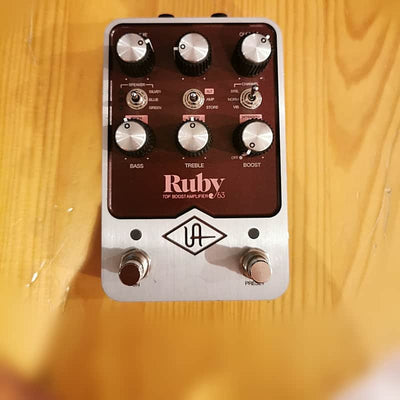 Universal Audio Universal Audio Ruby 63 Top Boost Amplifier Ru... B-Stock - Offerta BSTOCK
