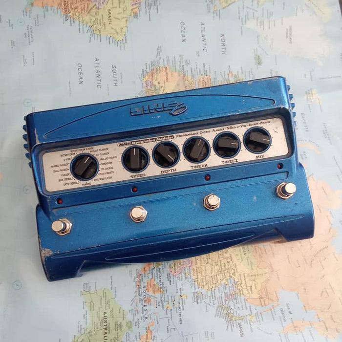 Line 6 2010s Line 6 MM4 Modulation Modeler Blue