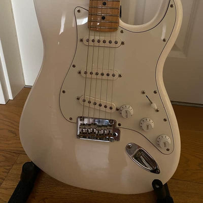Fender Fender Stratocaster Olympic White B-Stock - Offerta BSTOCK
