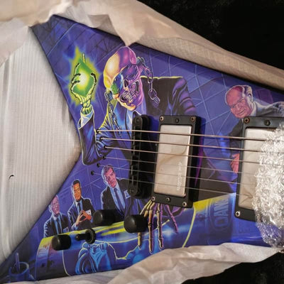 Dean Dean 2010s Dean Dave Mustaine VMNT V Solid Body Rust in Peace Graphic B-Stock - Offerta BSTOCK
