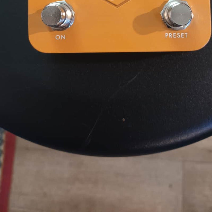 Universal Audio Enigmatic Overdrive Pedal Gold