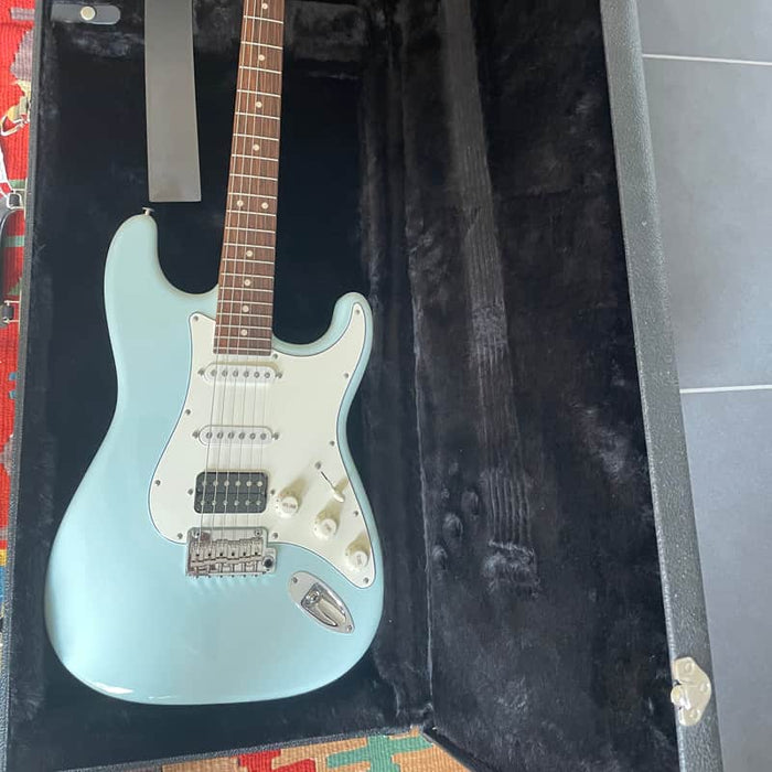 Suhr Classic S HSS with Rosewood Fretboard Soni...