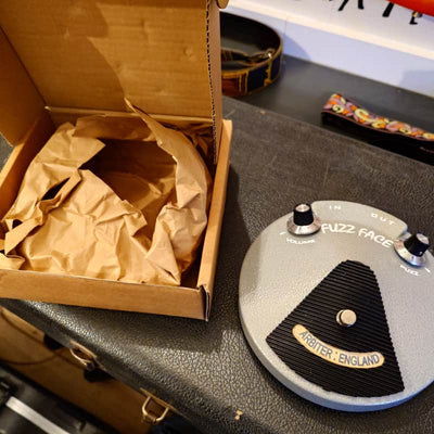 Dallas Arbiter Fuzz Face AC128 Reissue Silver